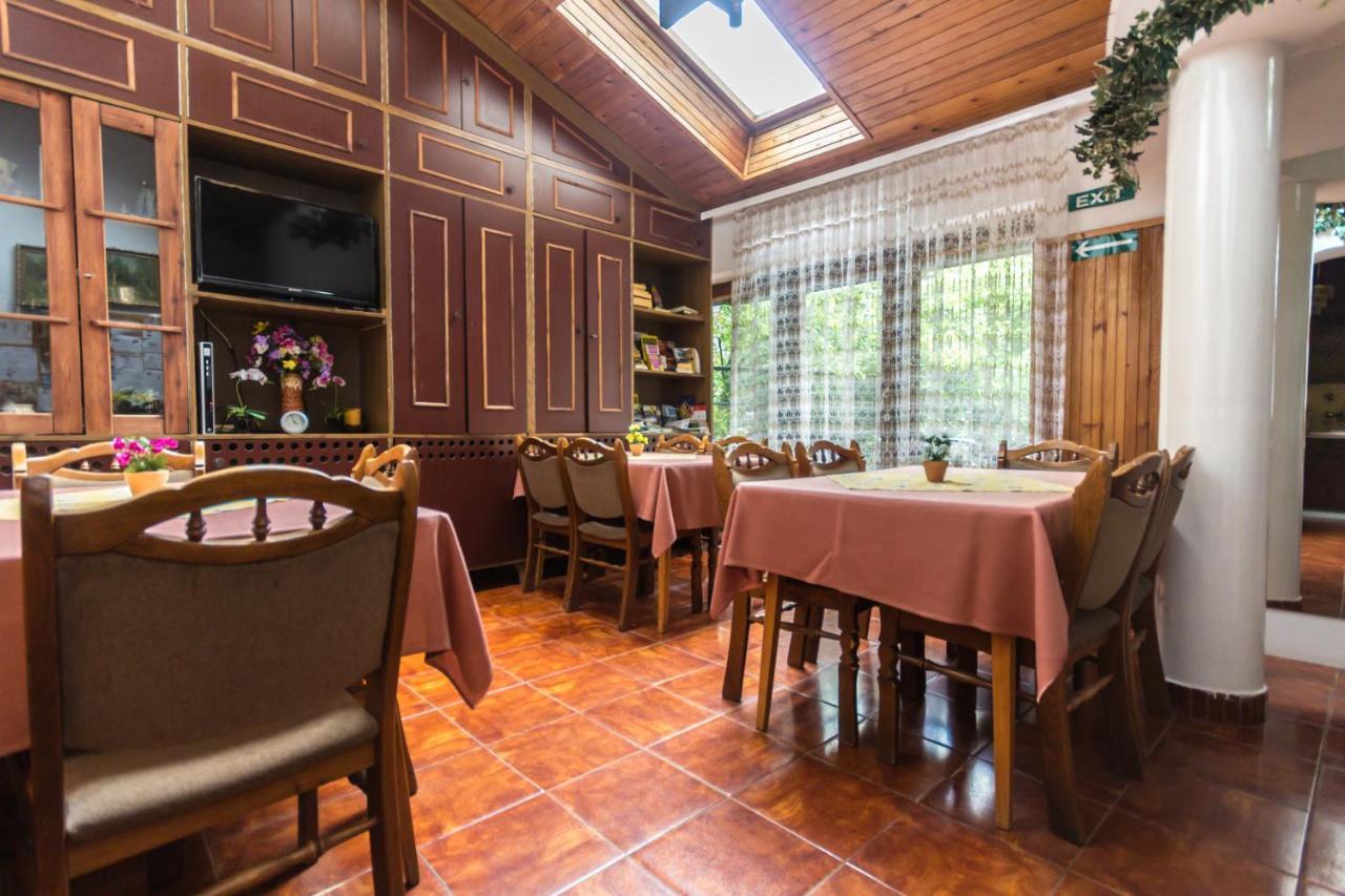 Mohacsi Guesthouse Будапеща Екстериор снимка